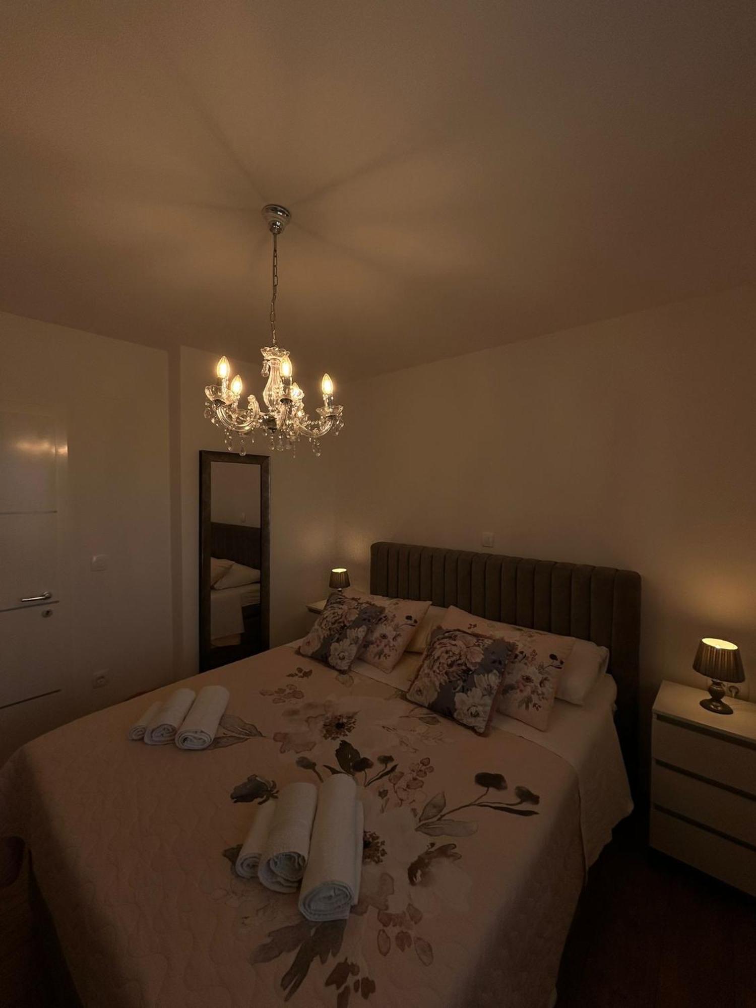 Apartments Vini Seget Donji Exterior photo